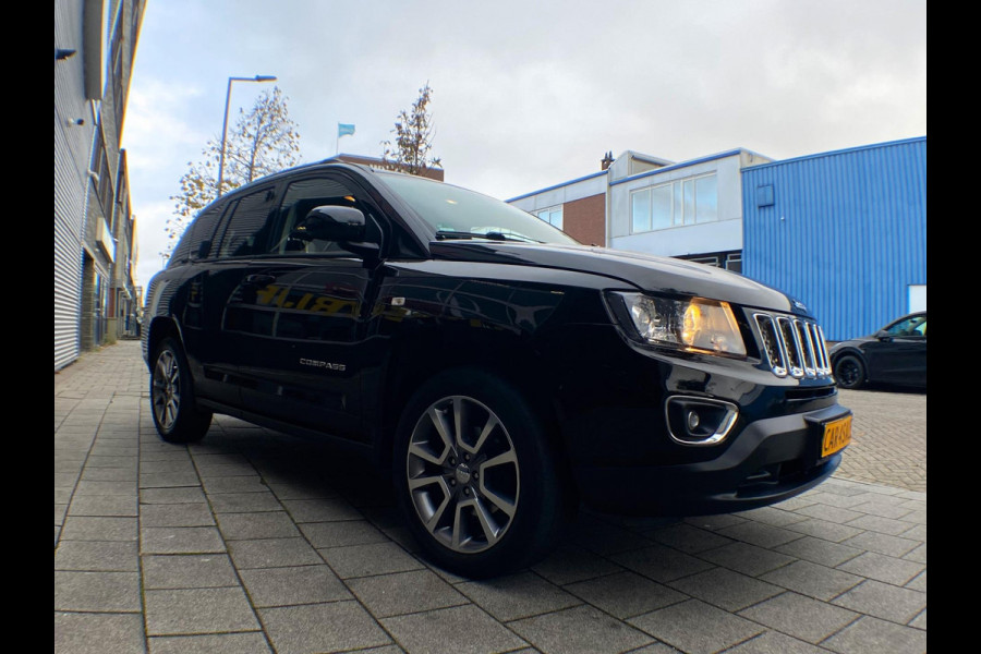 Jeep Compass 2.4 Limited 4WD - AUTOMAAT I Navigatie I Leer I Airco I Sport velgen I achteruitrij Camera I Trekhaak I Dealer onderh