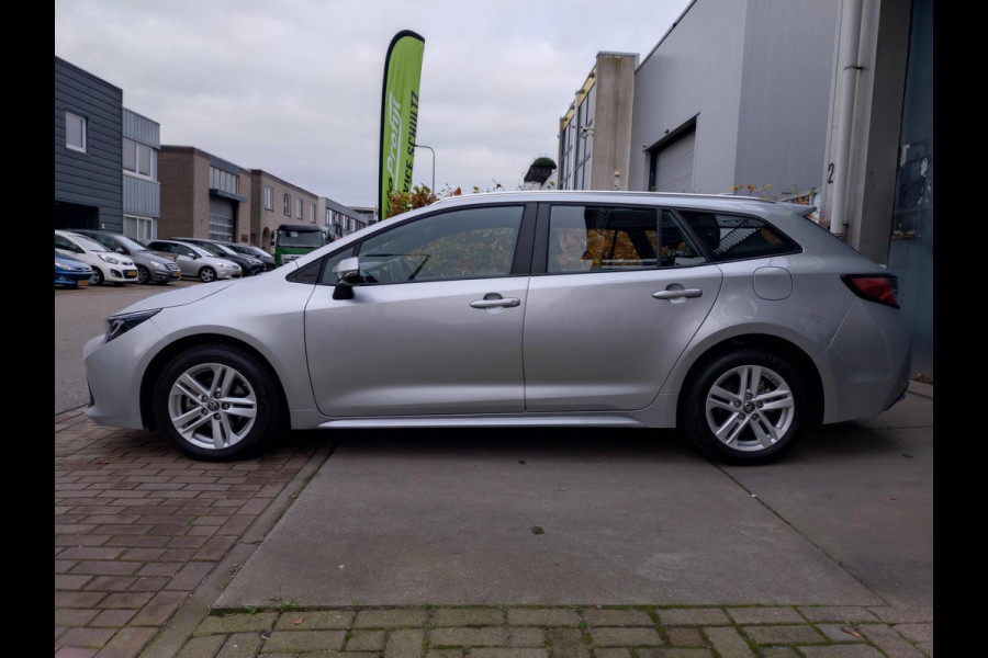 Toyota Corolla Touring Sports 1.8 Hybrid Active