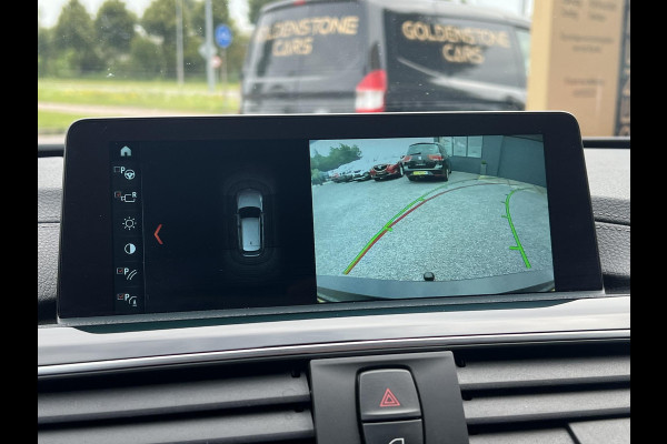 BMW 3 Serie Touring 320i Luxury Edition 2e Eigenaar,Navi,Leder,Camera,Cruise,Trekhaak,N.A.P,Nieuwe Apk bij Aflevering