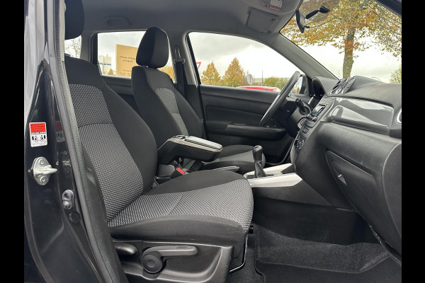 Suzuki Vitara 1.6 Comfort Airco,Trekhaak,Bluetooth,N.A.P,Nieuwe APK bij Aflevering