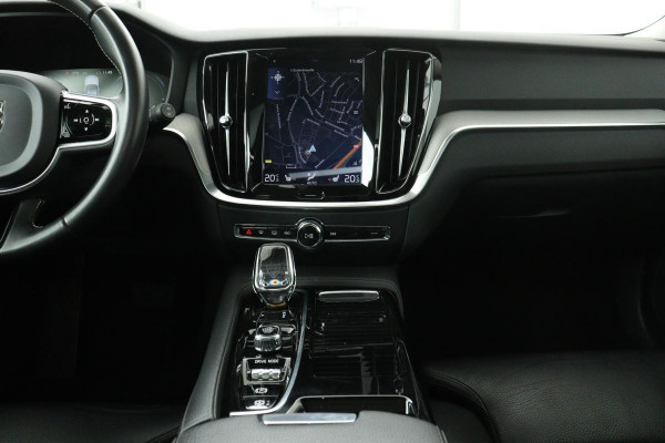 Volvo V60 T8 Twin Engine Inscription | Panoramadak | Harman Kardon | Trekhaak | Adaptive Cruise | Camera | DAB+ | Leder