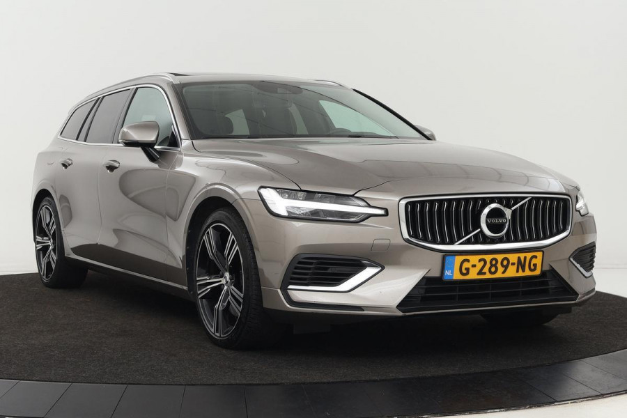 Volvo V60 T8 Twin Engine Inscription | Panoramadak | Harman Kardon | Trekhaak | Adaptive Cruise | Camera | DAB+ | Leder