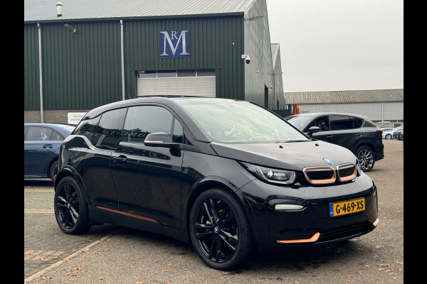 BMW i3 S 120Ah 42 kWh RoadStyle Edition PANORAMADAK | HARMAN KARDON| LEER| STOELVERWARMING| APPLE CARPLAY/ ANDROID AUTO|