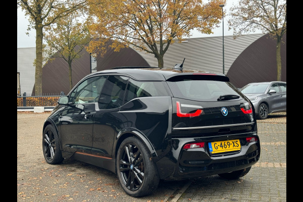 BMW i3 S 120Ah 42 kWh RoadStyle Edition PANORAMADAK | HARMAN KARDON| LEER| STOELVERWARMING| APPLE CARPLAY/ ANDROID AUTO|