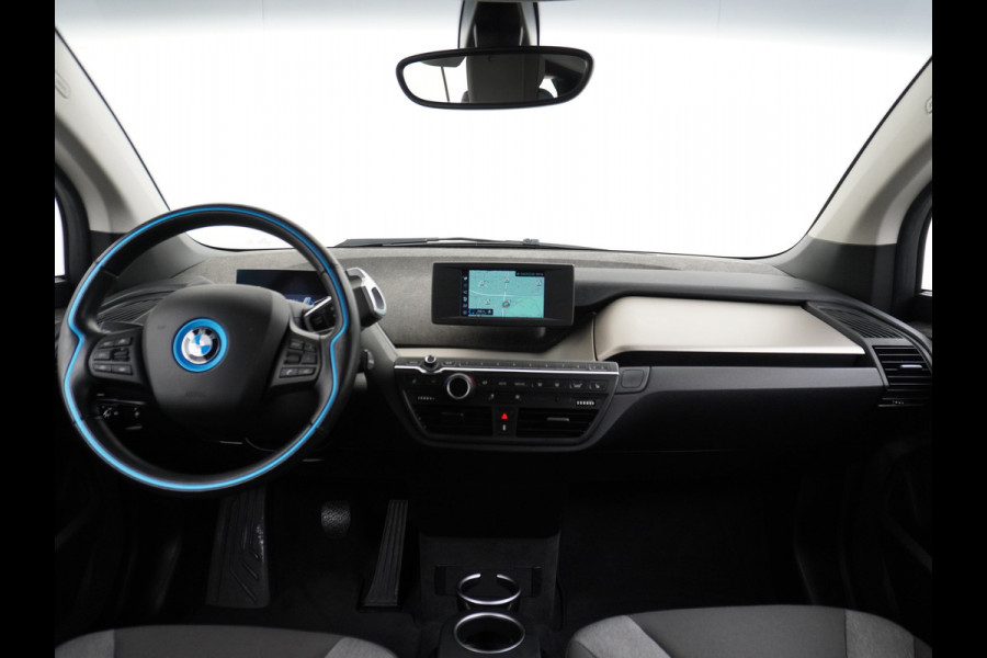 BMW i3 120Ah 42kWh Adap.Cruise Warmtepomp Camera Navi Bordherk. Pdc KeylessStart Tel. Stoelverw. Isofix 19''LM Basis