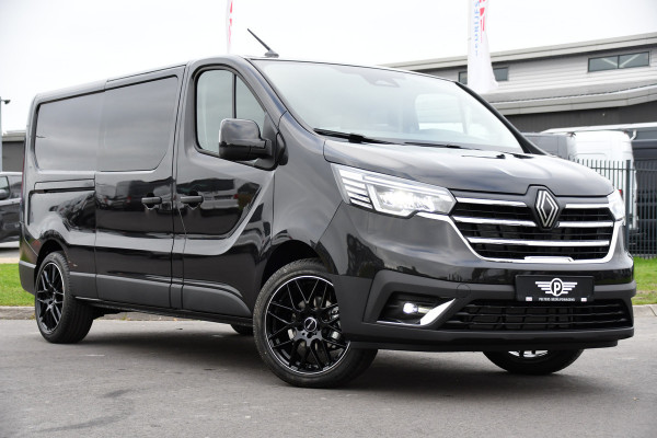 Renault Trafic 2.0 Blue dCi 130 T29 L2H1 DC Black Edition Camera, Cruise, Carplay, LED, Sensoren, 2 x Schuifdeur, Multimedia, Trekhaak, UNIEK!