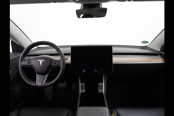 Tesla Model 3 SR+60kWh 325PK AutoPilot FSD.vb Premium-Luidsprekers Leer PanoDak Adaptive cruise 18" Camera's Elektr.-Stuur+Stoelen+Spiegels+Ge Navigatiesysteem full map LED-a+v Comfortstoel(en) ACC Dual-ECC DAB Voorverwarmen interieur via App Keyless via Telefoonsleutel One-Pedal-Drive Ecc Navigatiesysteem full map LED-a+v Comfortstoel(en) ACC Dual-ECC DAB Voorverwarmen interieur via App Keyless via Telefoonsleutel One-Pedal-Drive