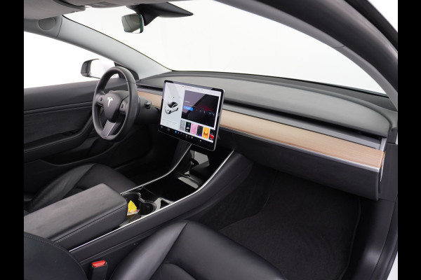 Tesla Model 3 SR+60kWh 325PK AutoPilot FSD.vb Premium-Luidsprekers Leer PanoDak Adaptive cruise 18" Camera's Elektr.-Stuur+Stoelen+Spiegels+Ge Navigatiesysteem full map LED-a+v Comfortstoel(en) ACC Dual-ECC DAB Voorverwarmen interieur via App Keyless via Telefoonsleutel One-Pedal-Drive Ecc Navigatiesysteem full map LED-a+v Comfortstoel(en) ACC Dual-ECC DAB Voorverwarmen interieur via App Keyless via Telefoonsleutel One-Pedal-Drive