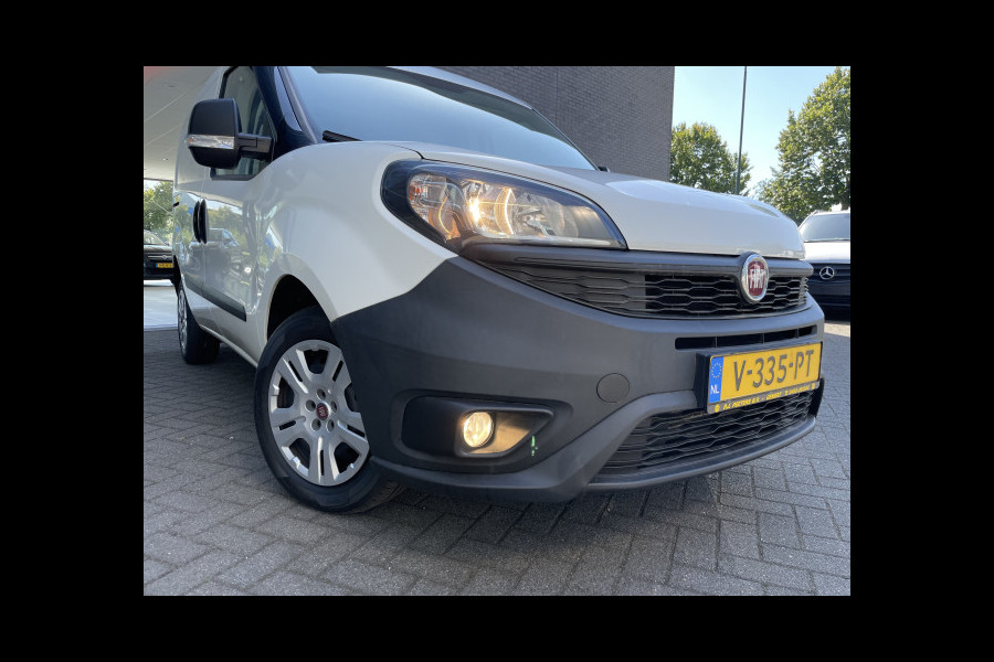 Fiat Dobló Cargo 1.6 MJ L1H1 SX ECO JET Airco - Parkeersensoren achter - radio/USB/AUX/tel - Mistlampen - 2 zitplaatsen rechtsvoor - zijschuifdeur rechts