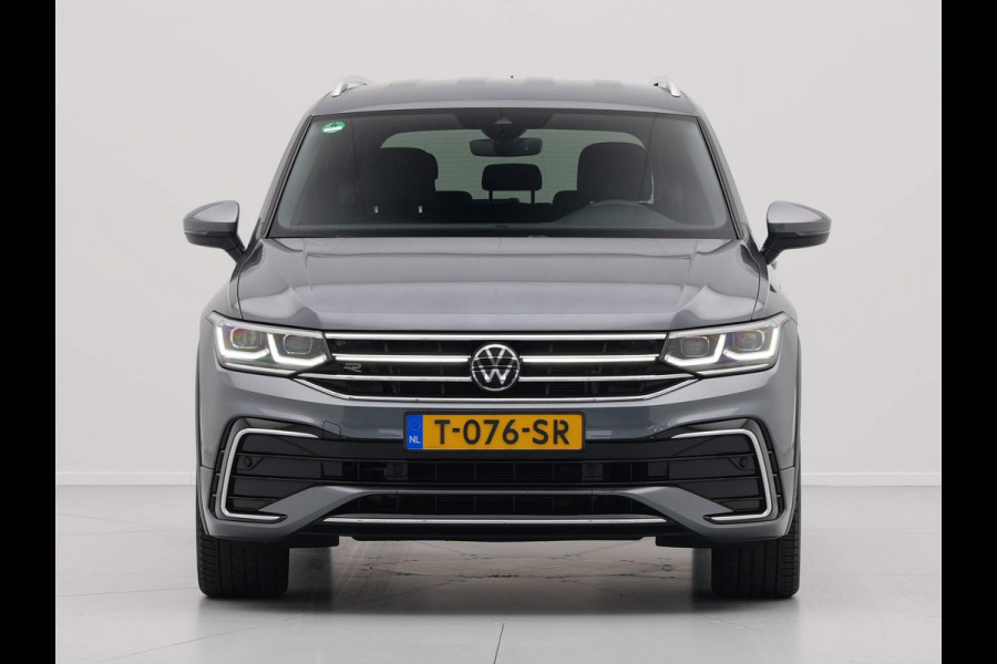 Volkswagen Tiguan Allspace 1.5 TSI R-Line 7p. Navigatie Trekhaak Acc Clima 215