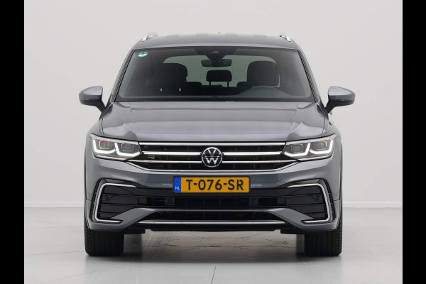 Volkswagen Tiguan Allspace 1.5 TSI R-Line 7p. Navigatie Trekhaak Acc Clima 215