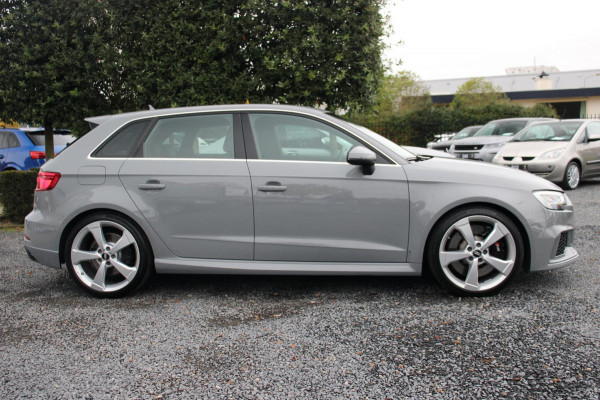 Audi RS 3 SPORTBACK 2.5 TFSI Quattro 400 PK Nardo Grey Dealer o.h Keyless Camera Leder PDC 19''