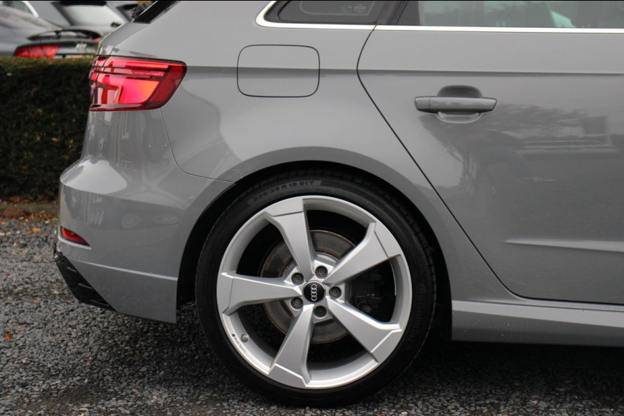 Audi RS 3 SPORTBACK 2.5 TFSI Quattro 400 PK Nardo Grey Dealer o.h Keyless Camera Leder PDC 19''