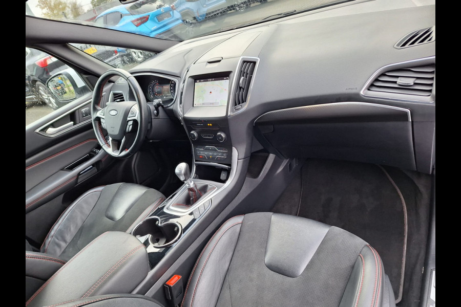 Ford S-Max 1.5 ST-Line 7 Persoons 160pk | Cruise Control | Electrische Sportstoelen Memory | Camera | Carplay | Stoelverwarming | Navi Full Map | LED |