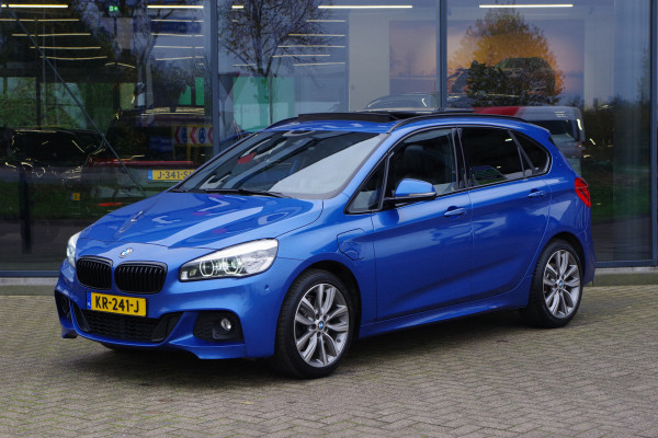 BMW 2 Serie Active Tourer 225xe iPerformance M-Sport High Executive PHEV, Panoramadak, LED, Leder, Head-Up, Navigatie