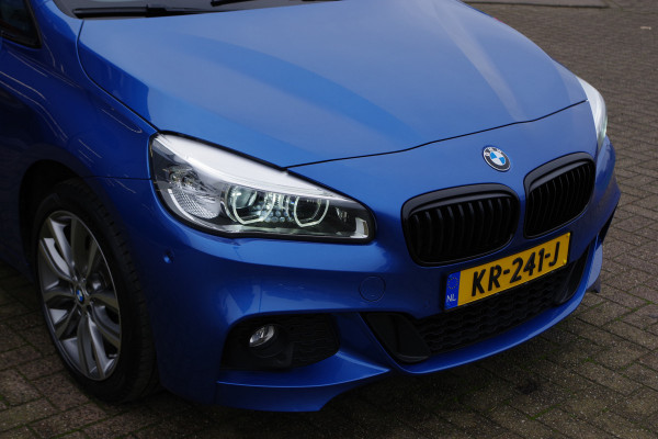 BMW 2 Serie Active Tourer 225xe iPerformance M-Sport High Executive PHEV, Panoramadak, LED, Leder, Head-Up, Navigatie