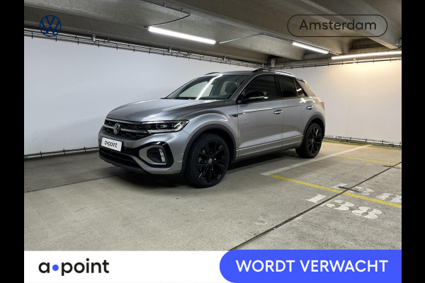 Volkswagen T-Roc 1.5 TSI R-Line 150 pk Automaat (DSG) | Navigatie | Trekhaak (afneembaar) | Parkeersensoren (Park assist) | Achteruitrijcamera | Stoelverwarming | Black Style pakket |