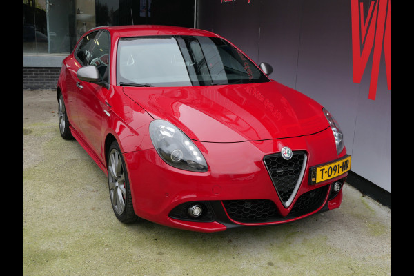 Alfa Romeo Giulietta 1.750 TURBO VELOCE QV | TCT-AUTOMAAT | BOSE | XENON | LEER | 240 PK!!