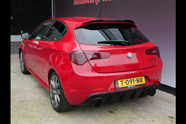 Alfa Romeo Giulietta 1.750 TURBO VELOCE QV | TCT-AUTOMAAT | BOSE | XENON | LEER | 240 PK!!