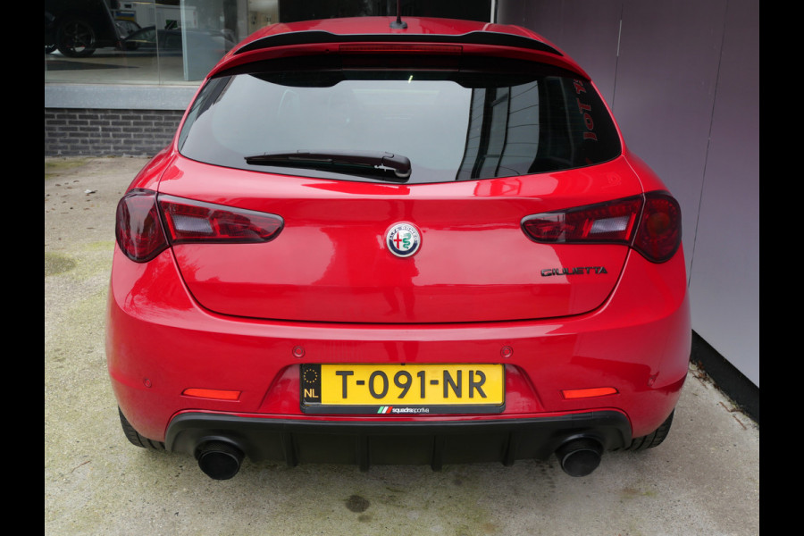 Alfa Romeo Giulietta 1.750 TURBO VELOCE QV | TCT-AUTOMAAT | BOSE | XENON | LEER | 240 PK!!