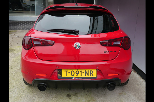 Alfa Romeo Giulietta 1.750 TURBO VELOCE QV | TCT-AUTOMAAT | BOSE | XENON | LEER | 240 PK!!