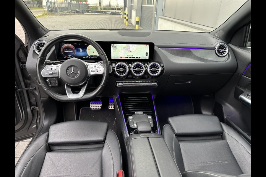 Mercedes-Benz GLA 250 e AMG Line FULL MM SEATS PANO SFEER WIDESCREEN ECC CAMERA