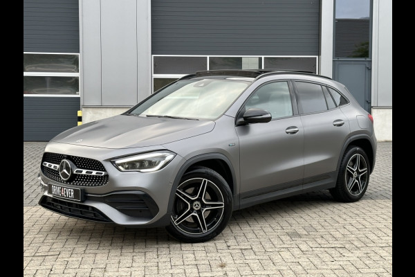 Mercedes-Benz GLA 250 e AMG Line FULL MM SEATS PANO SFEER WIDESCREEN ECC CAMERA