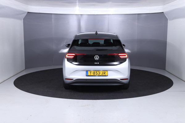 Volkswagen ID.3 Pro 58 kWh 204 pk | Navigatie | Parkeersensoren | Adaptieve cruise control | Stoelverwarming | LED koplampen |