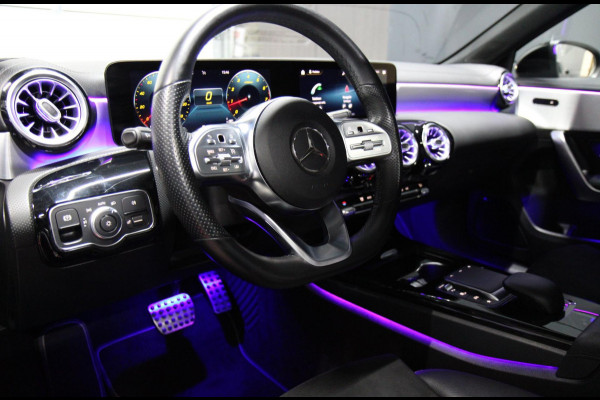 Mercedes-Benz A-Klasse 220 AMG/PANO/SFEERV/CARPLAY/VOLL