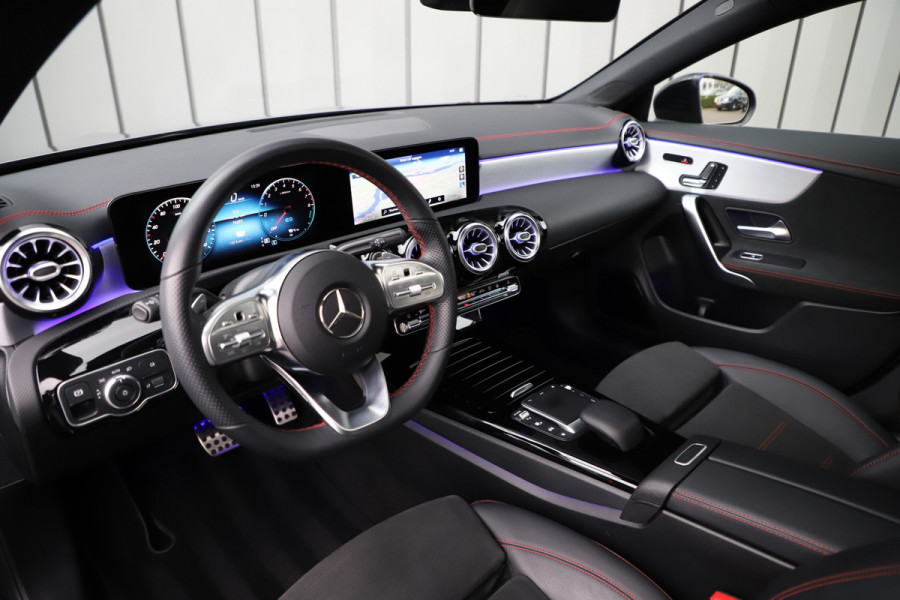 Mercedes-Benz CLA-Klasse 250e AMG | Aut8 | 218PK | Pano | Keyles-go | Sfeerverlichting | Memory | Multibeam | Stoelverw. | Widescreen | 2020.