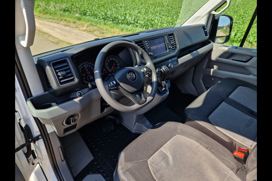 Volkswagen e-Crafter L3 H3 36 kWh - Elektrisch -  136 Pk - Automaat - Navi - Parkeersensoren - DAB+ Radio