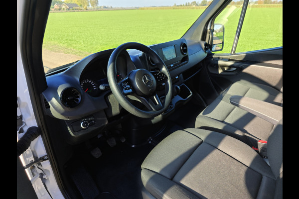 Mercedes-Benz Sprinter 317 CDI L2 H2 RWD - Euro 6 - 170 Pk - Navi - MBUX - ParkeerCamera - StoelVerwarming