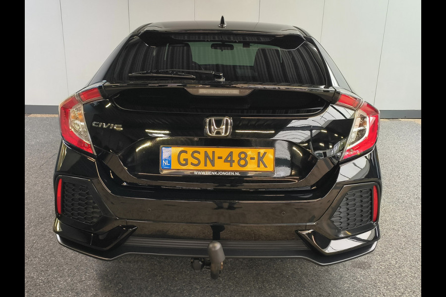 Honda Civic 1.0 i-VTEC Elegance AUTOMAAT uit 2018 Rijklaar + 12 maanden Bovag-garantie Henk Jongen Auto's in Helmond,  al 50 jaar service zoals 't hoort!