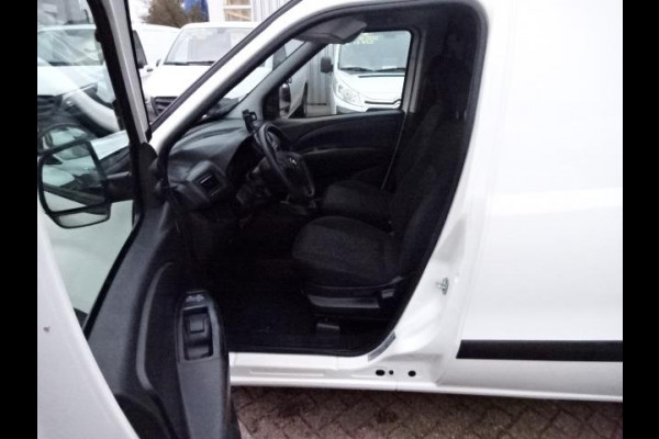 Opel Combo 1.6 CDTi L2H1 Edition AIRCO 105 PK EU6 CRUISE CONTROL VERLENGD