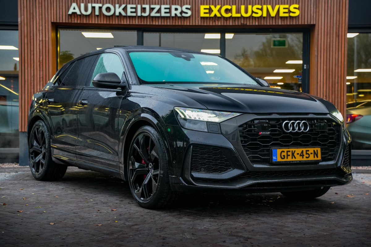 Audi Q8 4.0 TFSI RS Q8 quattro Carbon Keramische B&O Stoelvent.