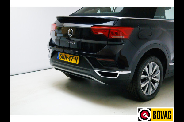 Volkswagen T-Roc Cabrio 1.0 TSI Style 111 PK Electrische kap, Adap. Cruise, PDC V+A, Stoelverwarming, App. connect