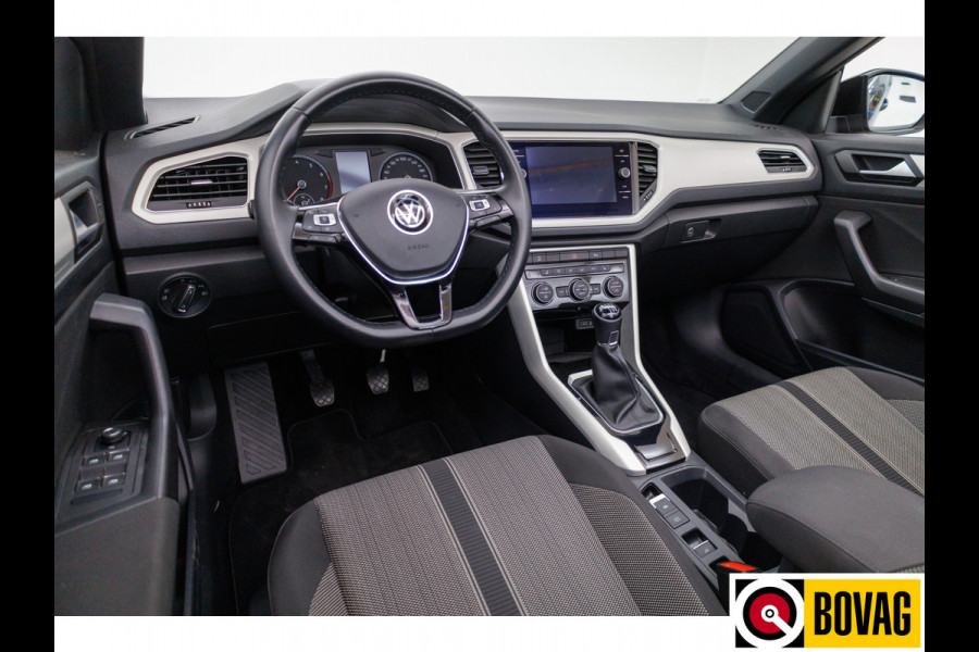 Volkswagen T-Roc Cabrio 1.0 TSI Style 111 PK Electrische kap, Adap. Cruise, PDC V+A, Stoelverwarming, App. connect