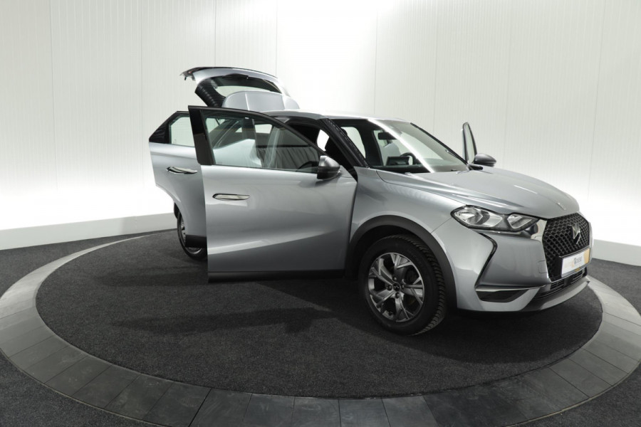 DS DS 3 Crossback PureTech 100 Montmartre | Parkeersensoren | Apple Carplay | Allseason Banden | Navigatie | Climate Control