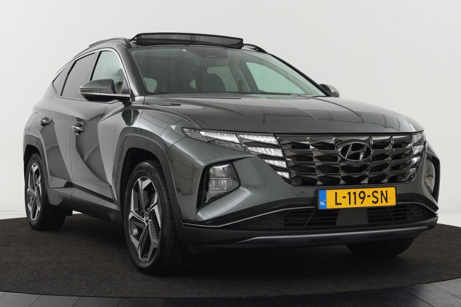 Hyundai Tucson 1.6 T-GDI PHEV Premium Sky 4WD | Panoramadak | Stoelventilatie | Trekhaak | Leder | Adaptive cruise | 360 camera | Carplay | Full LED | Verwarmd stuurwiel