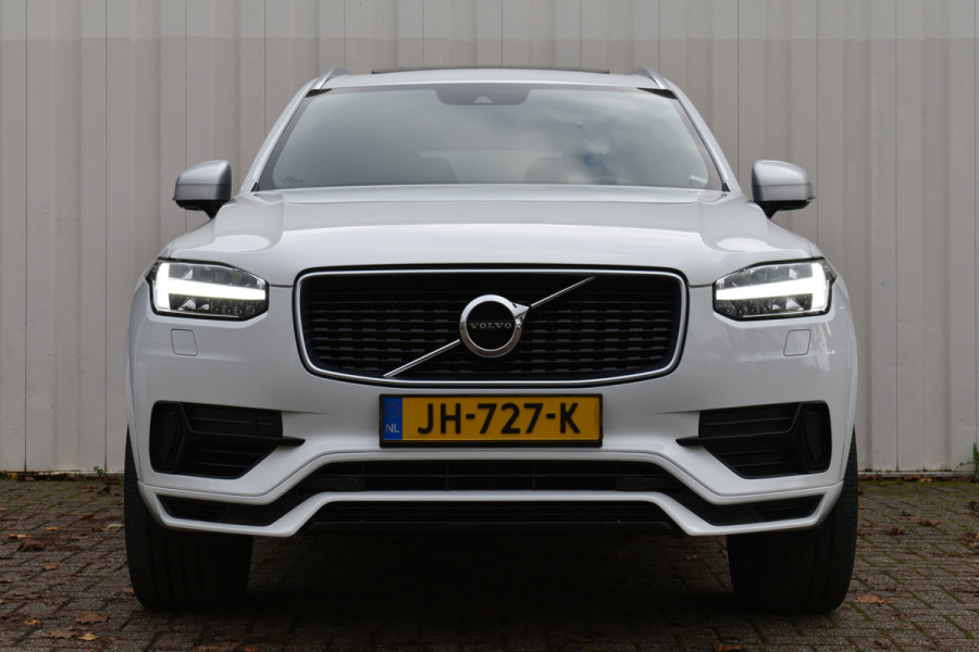 Volvo XC90 2.0 T8 Twin Engine AWD R-Design | Dealer onderhouden & NL auto | Trekhaak | Pano dak |