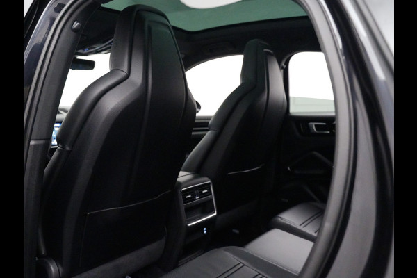 Porsche Cayenne Coupé 3.0 E-Hybrid 460pk Sport Chrono (keyless,panodak,bose,sportstoelen,matrix,360)