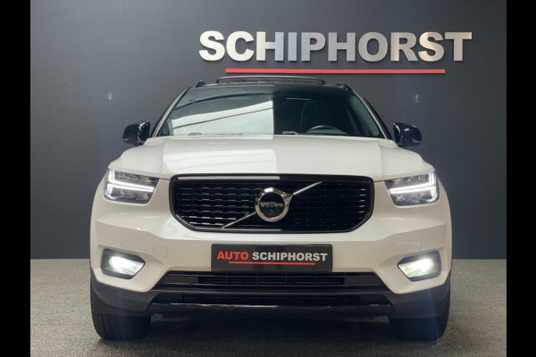 Volvo XC40 T3 163pk R-Design Panoramadak/trekhaak/Harman kardon