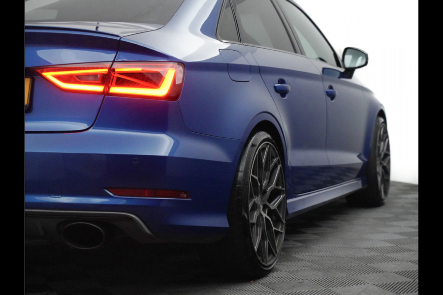 Audi S3 2.0 TFSI 385pk quattro Aut6 RS Design (kuipstoelen,carbon,concaver,keyless,B&O) (kuipstoelen,carbon,concaver,keyless,B&O)