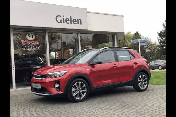 Kia Stonic 1.0 T-GDi DynamicLine | Apple CarPlay/Android Auto, Parkeersensoren, Camera, 17 inch, Navigatie, Cruise control