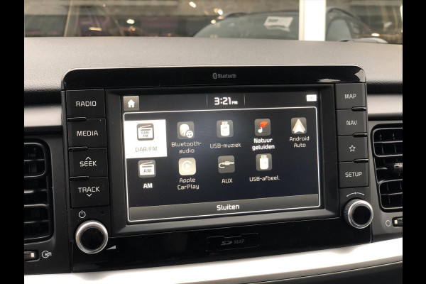 Kia Stonic 1.0 T-GDi DynamicLine | Apple CarPlay/Android Auto, Parkeersensoren, Camera, 17 inch, Navigatie, Cruise control