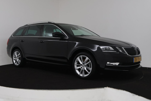 Škoda Octavia Combi 1.0 TSI Greentech Style Business (VIRTUAL, NAVIGATIE, PDC, STOELV, ADAPTIVE, NL-AUTO, GOED ONDERHOUDEN)