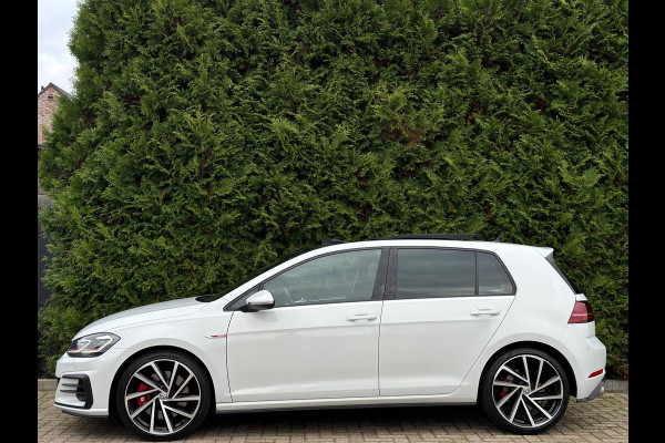 Volkswagen Golf 2.0 TSI GTI Performance Panorama CarPlay