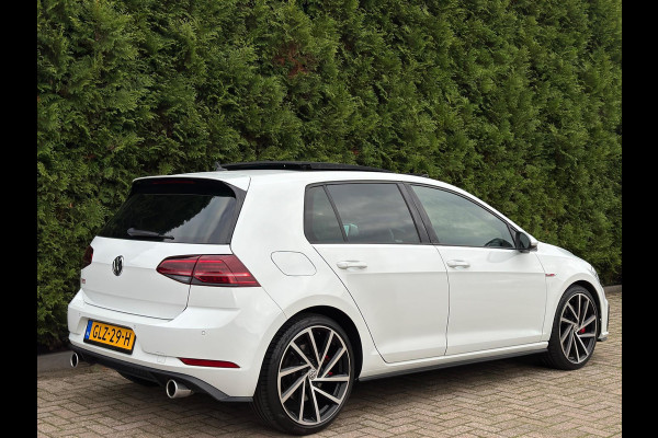 Volkswagen Golf 2.0 TSI GTI Performance Panorama CarPlay