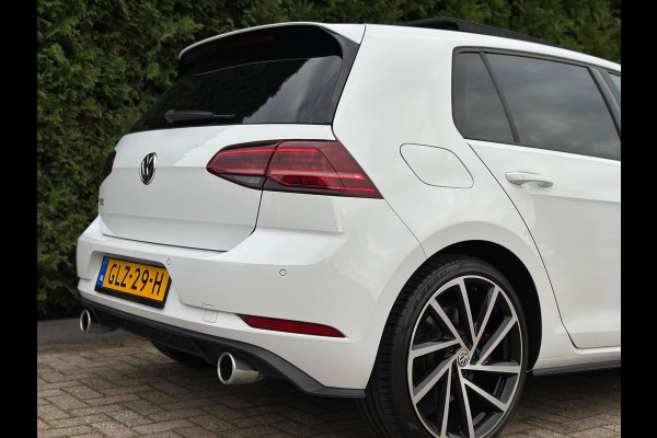 Volkswagen Golf 2.0 TSI GTI Performance Panorama CarPlay