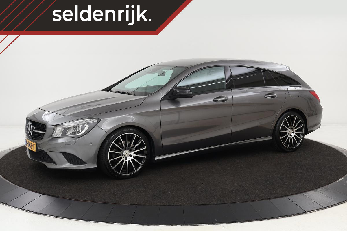 Mercedes-Benz CLA-Klasse 180 Urban Night | Stoelverwarming | Xenon | Park Assist | Half leder | Navigatie | Bluetooth | Airco | Cruise control